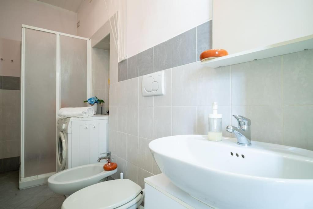 River Apartment - Affitti Brevi Italia Лекко Екстер'єр фото